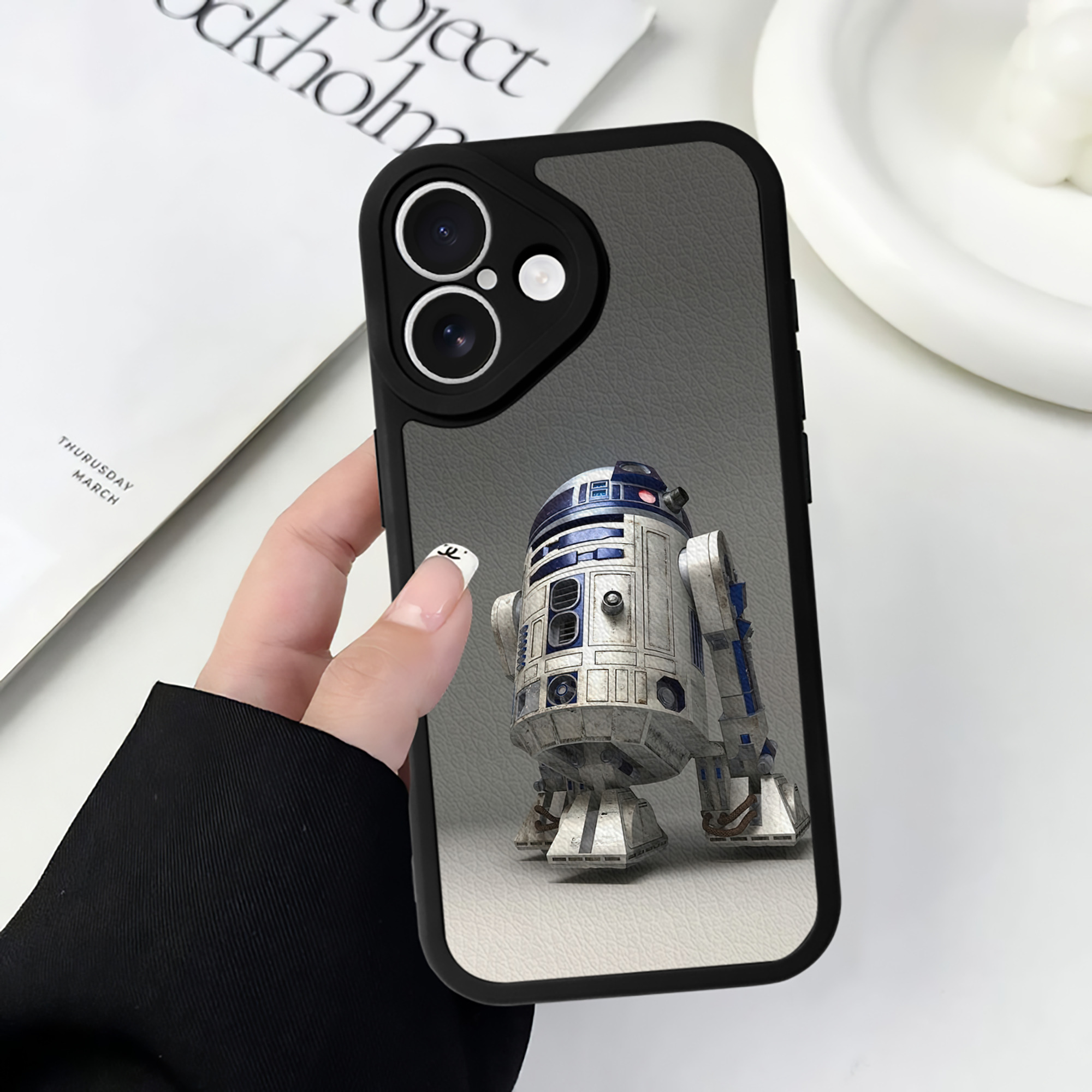 （画像用） スター・ウォーズ Star Wars 【iPhone 16シリーズ対応】シリコンスマホケース（レザー調） 材質：シリコン